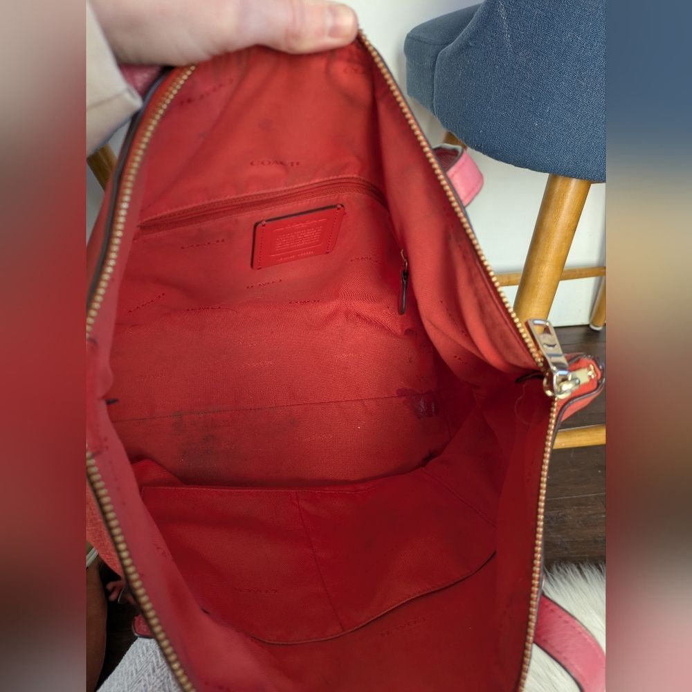 Coach Taylor pink red coral zipper clasp shoulder bag tote - Picture 14 of 16